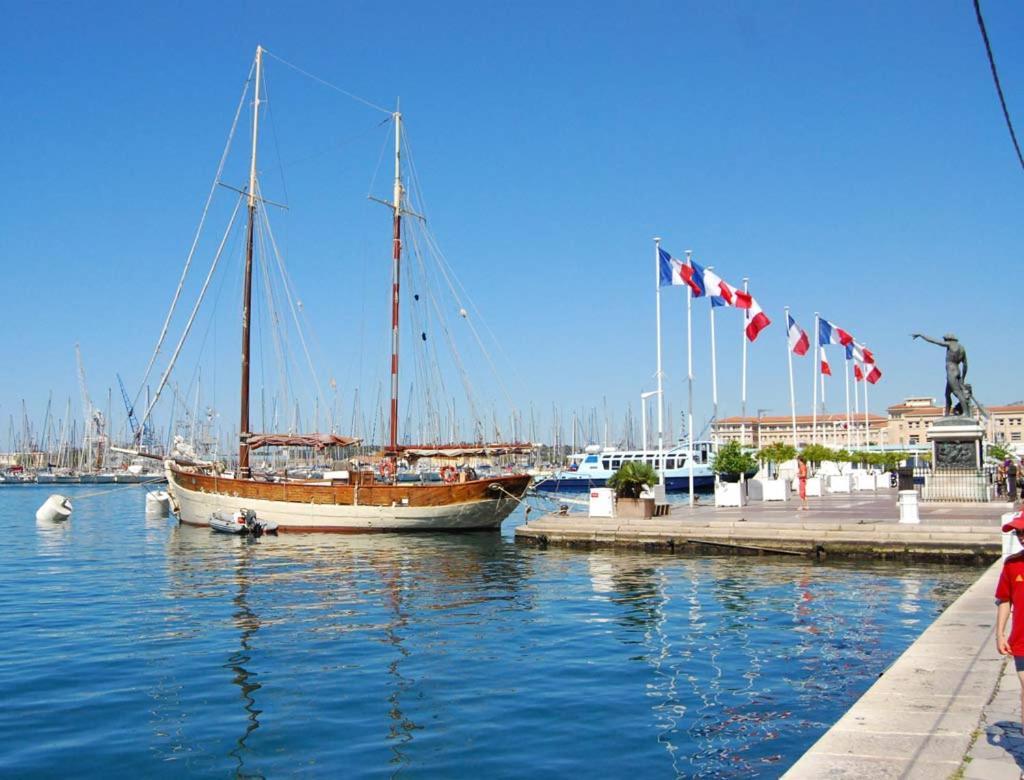 Charmant T2 Climatise Proche Du Centre Et Des Commerces - Gare A 15 Minutes Toulon Ngoại thất bức ảnh